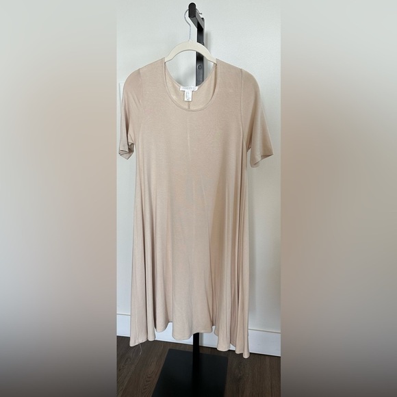 FOREVER21 Ivory dress, Size S - Picture 7 of 9